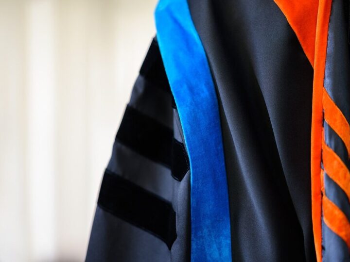 Koszulki piłkarskie z własnym nadrukiem – jak wybrać najlepszą opcję na boisko